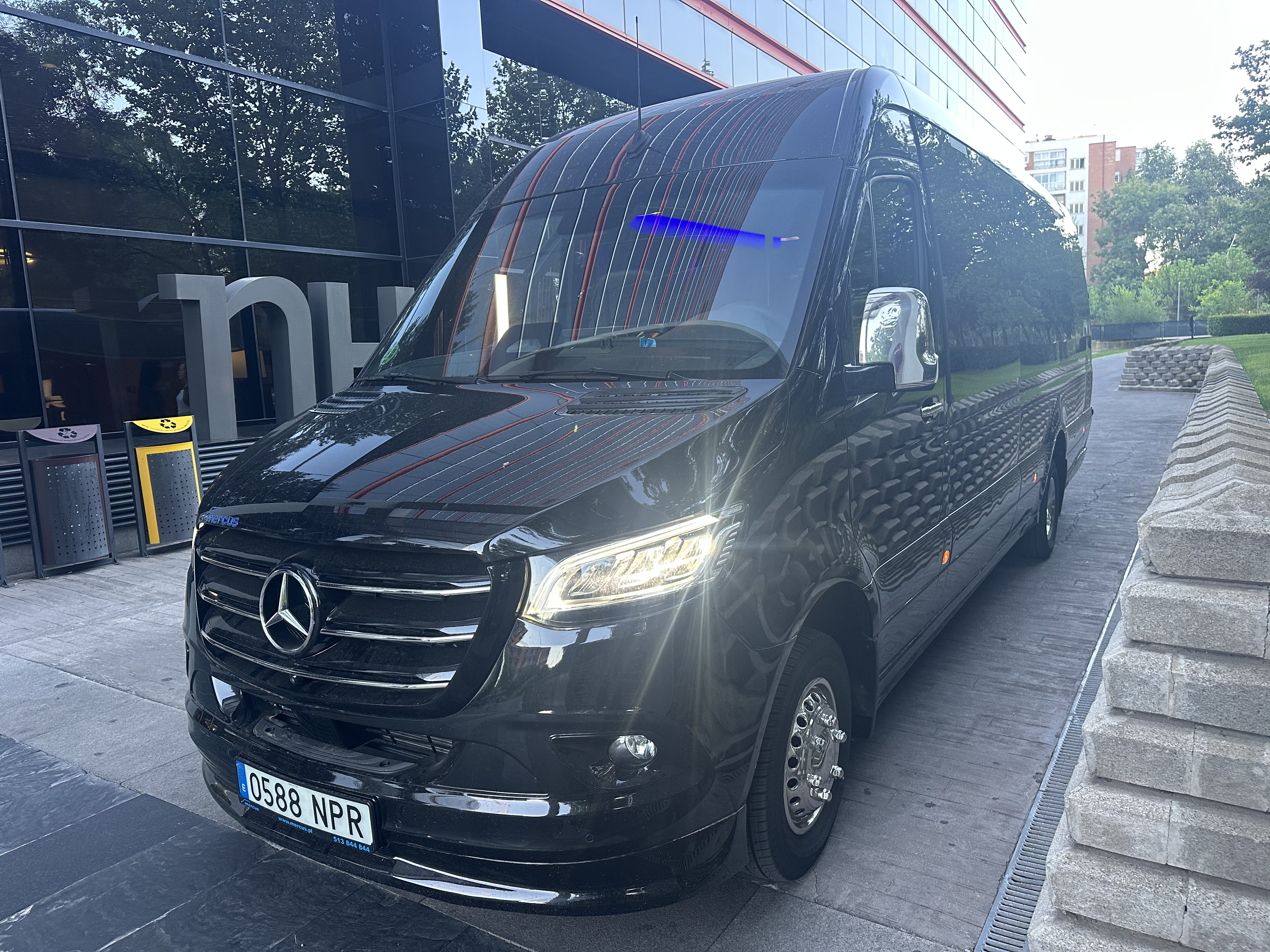 Sprinter VIP Exterior